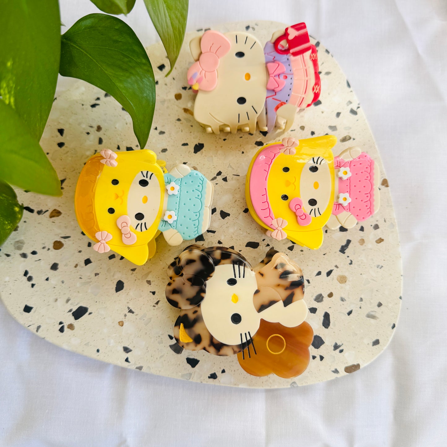 HK Hair Clips