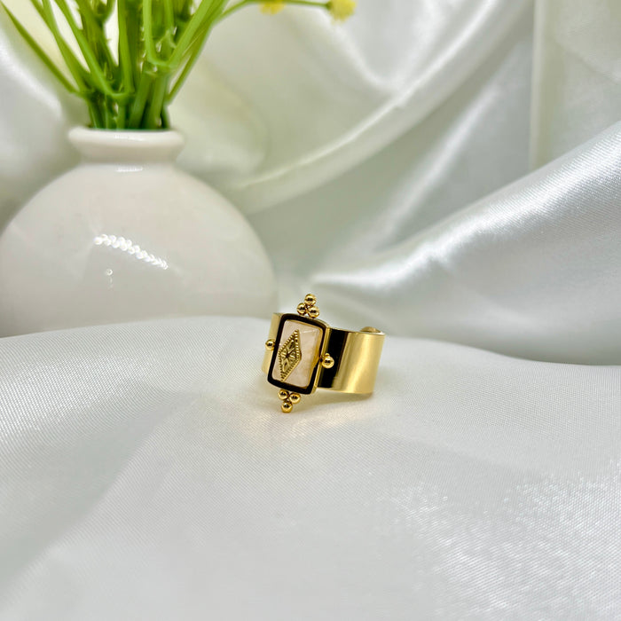 Empress Ring