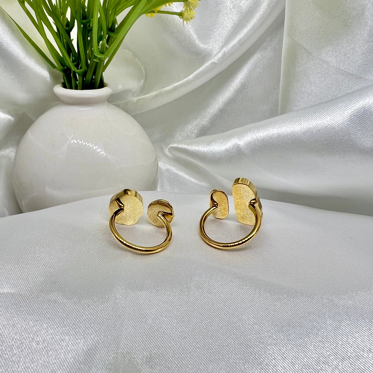 Irregular Pearl Ring