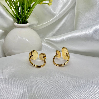 Irregular Pearl Ring