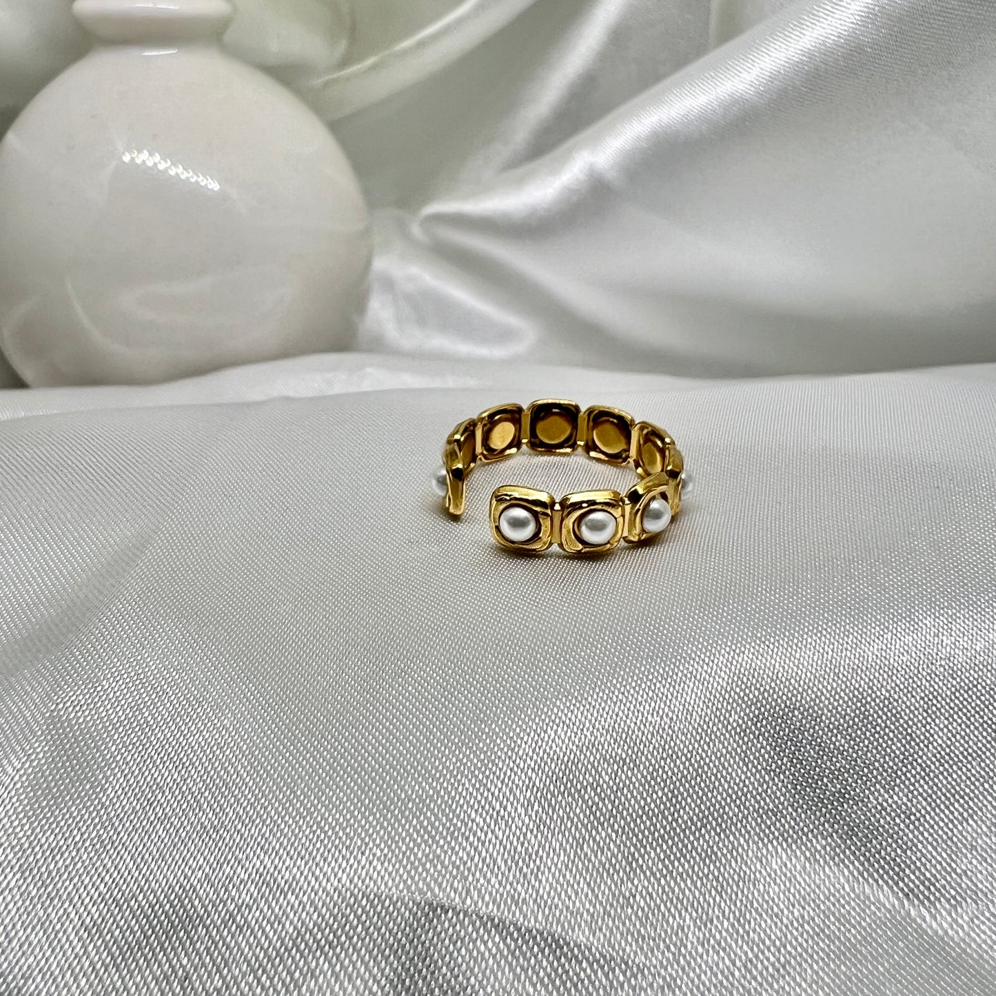 Pearl Crown Ring