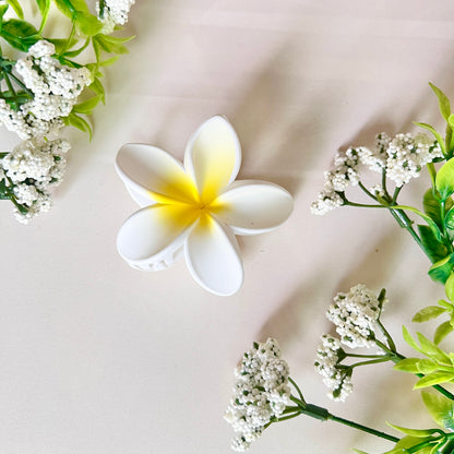 Plumeria Clip