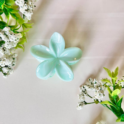 Plumeria (Pastel) Clip