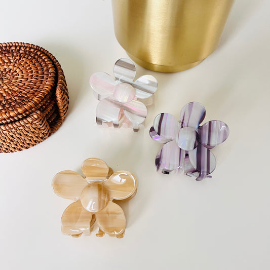 Striped Flower clips