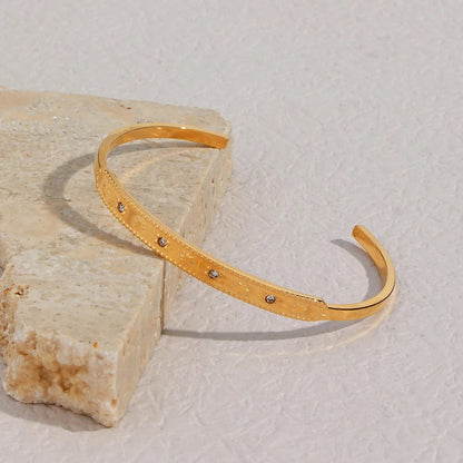 Crystal Star Cuff (Bracelet)