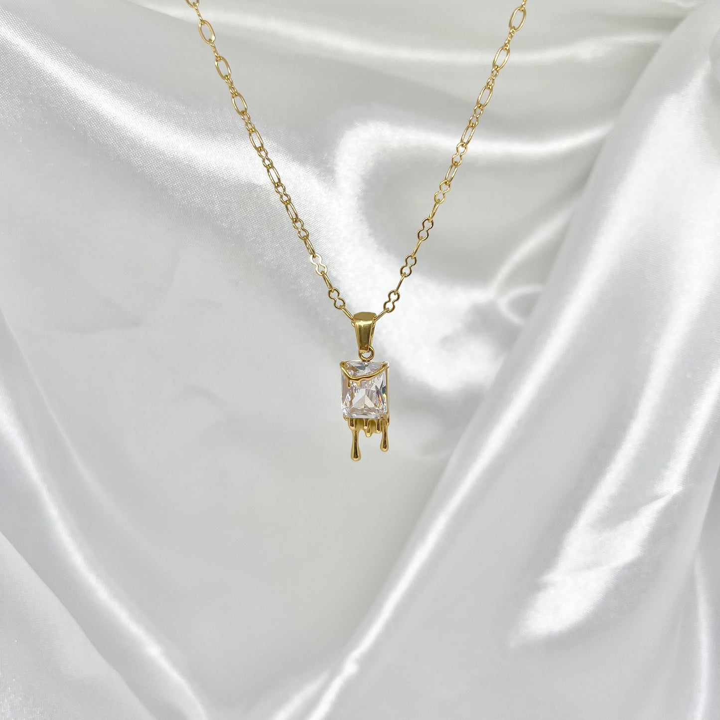Dripping Crystal Necklace
