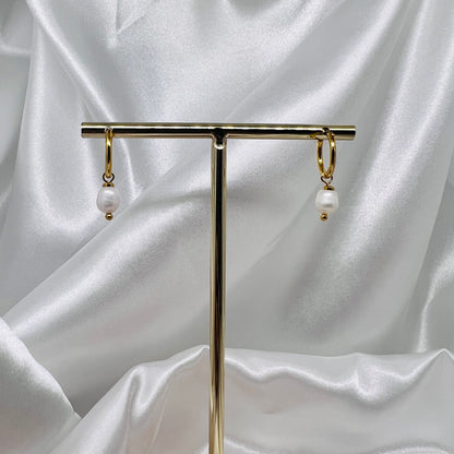 Lily Earrings (Gold Dipped)